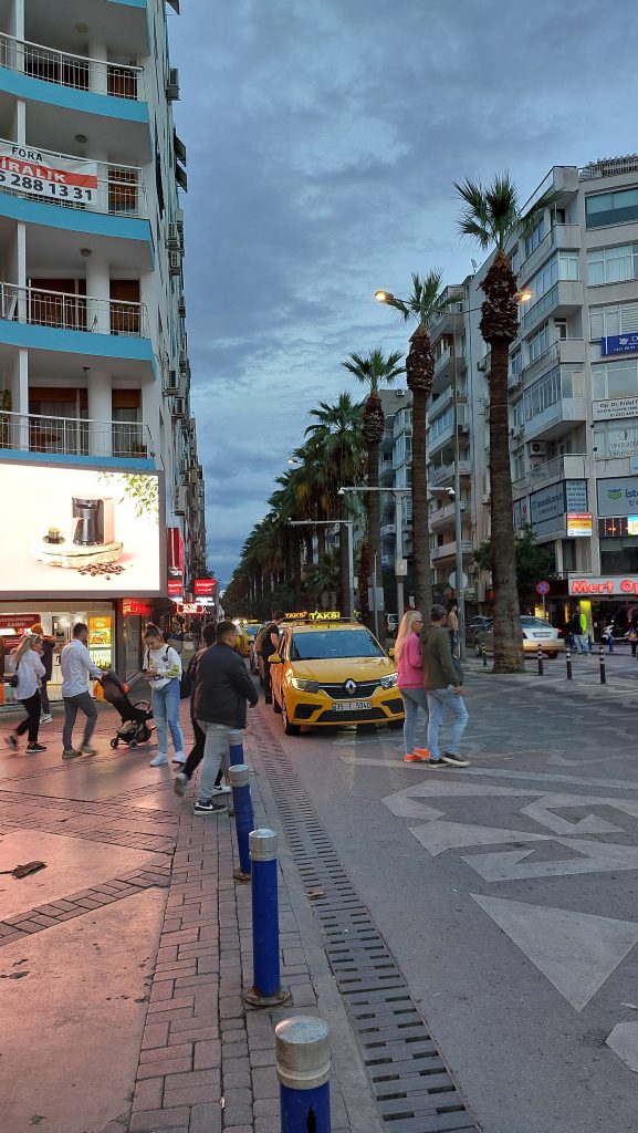 Alsancak Fotoğrafları - Kıbrıs Şehitleri